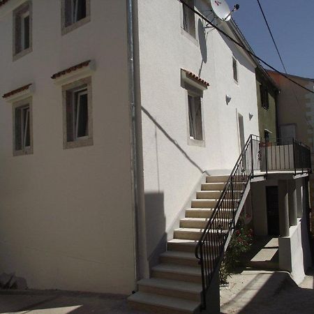 Apartments Dobrinj Exterior foto